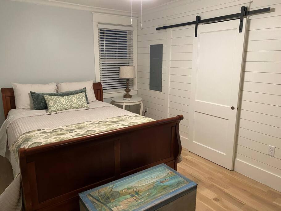 Walk To Bay Street And Historic Downtown Beaufort! Close To Parris Island Mcrd!! Zewnętrze zdjęcie